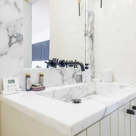 Cosy 1bdr 2p Champs Elysees Апартаменты