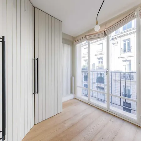 Cosy 1bdr 2p Champs Elysees *