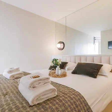 Cosy 1bdr 2p Champs Elysees Париж