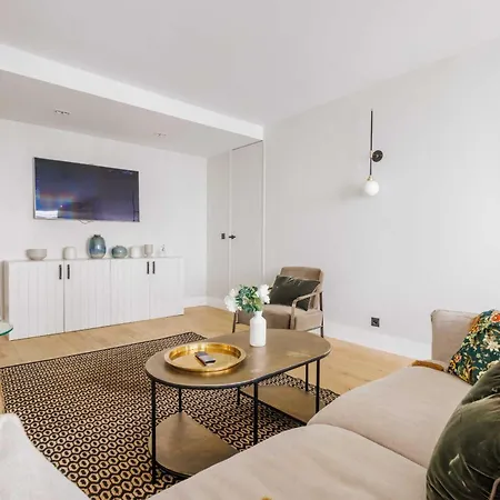 Cosy 1bdr 2p Champs Elysees Апартаменты